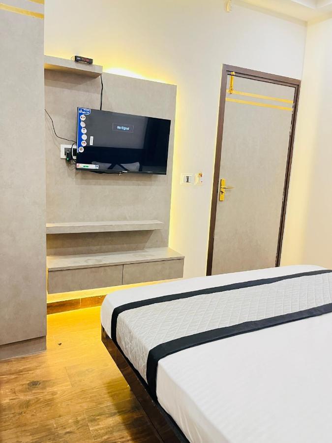 Hotel Red Stone Inn - Near New Delhi Railway Station - Paharganj Exterior foto